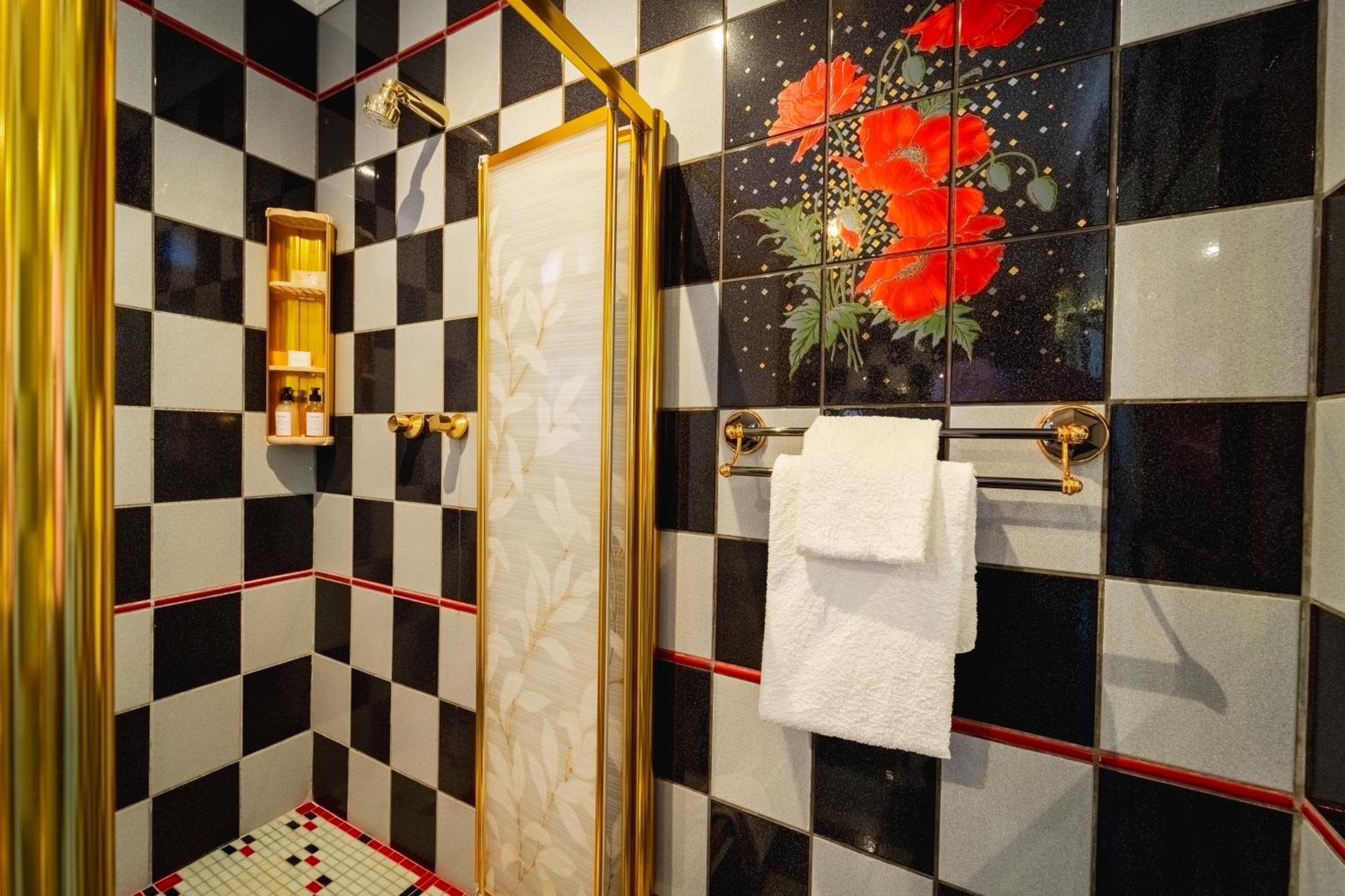 ヴィクトリア・フォールズ The Victorian Manor Bed & Breakfast エクステリア 写真